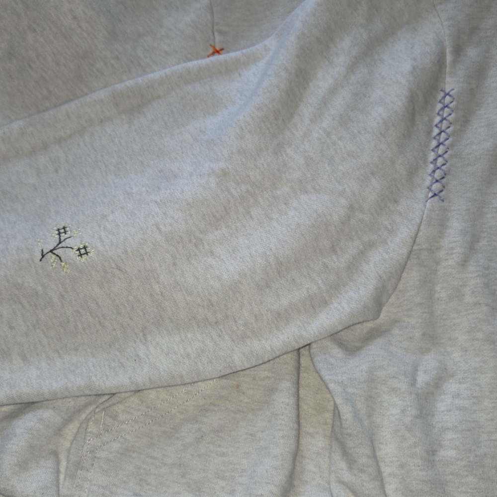 Vans Light Gray Hoodie with Embroidered Accents - Picture 7 of 9